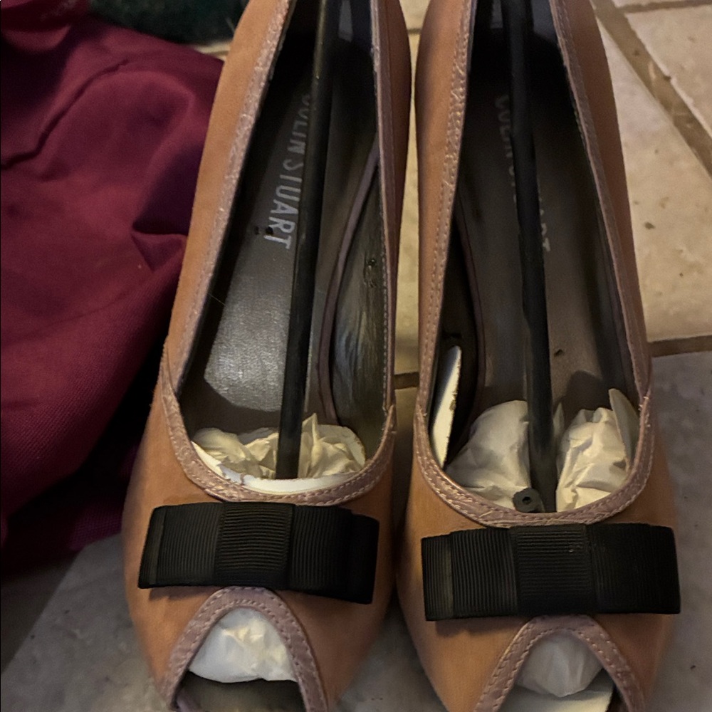 Tan Peep-Toe Heels with Black Bow
